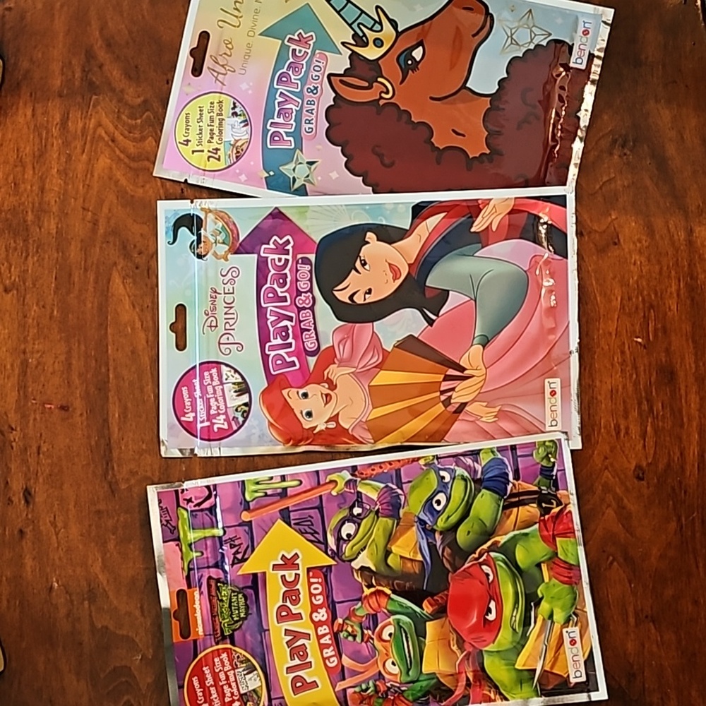 NEW Playpack grab & go variety 10 for $6